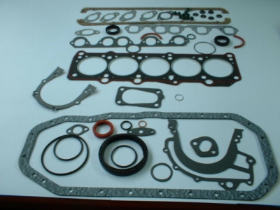 Engine Gasket Set Audi 100 5D 8/81-7/82