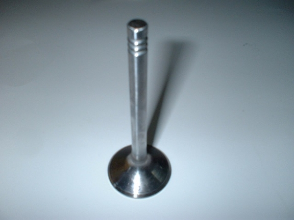 oldtimer-motorenteile.com - Inlet Valve BMW R60/5 1969 - 73