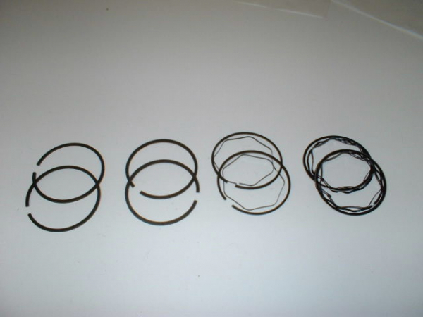 Piston Ring Set Fiat 500 Giardiniera '60-77