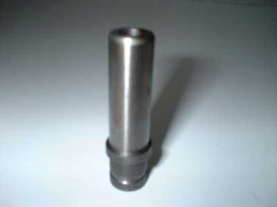 Exhaust Valve Guide Lloyd Alexander '57-61