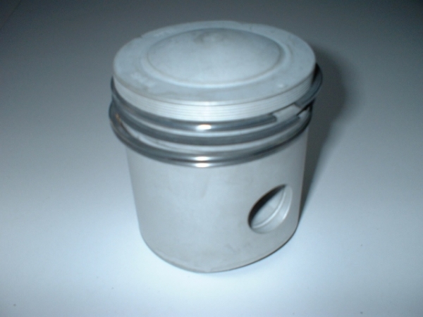 Piston Glas 2600 V8