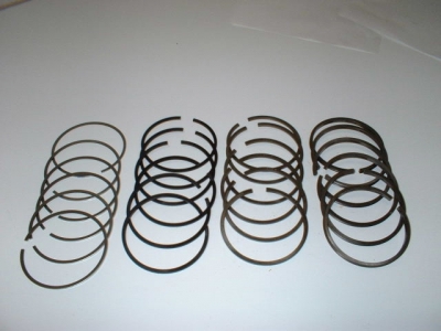 Piston Ring Set Mercedes Benz 230, M153