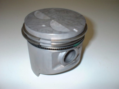 Pistons Opel Commodore A 2500S '67 - 71