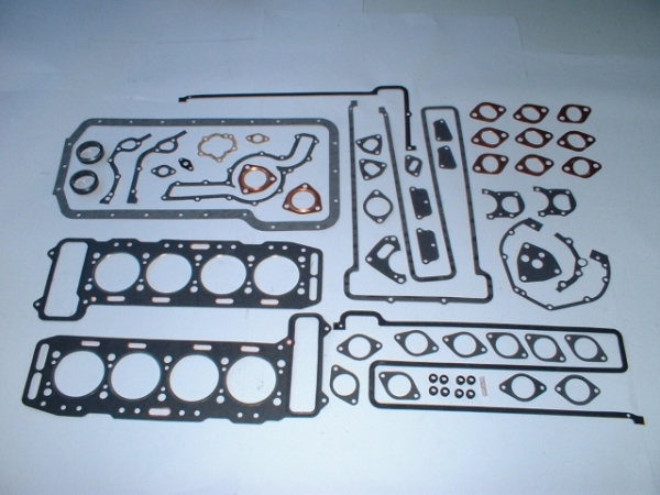 Engine Gasket Set Alfa Romeo Montreal '70-